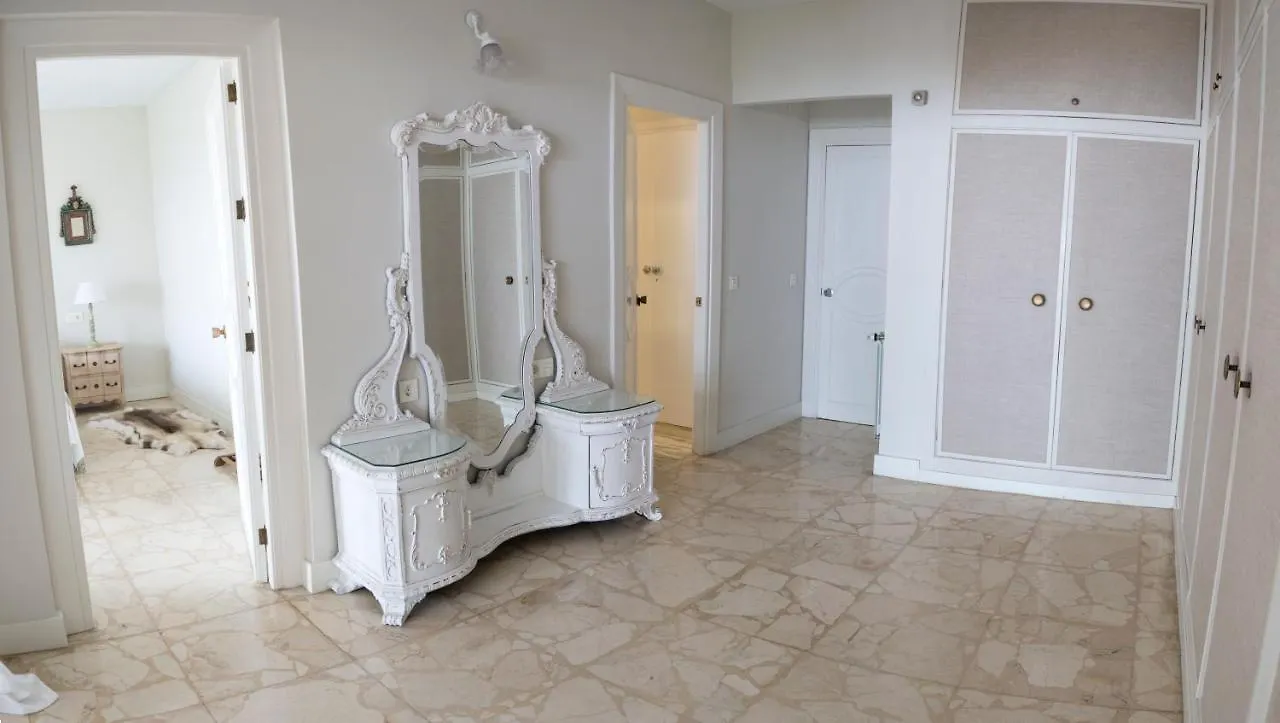 Malagueta Penthouse Premium Apartment Malaga
